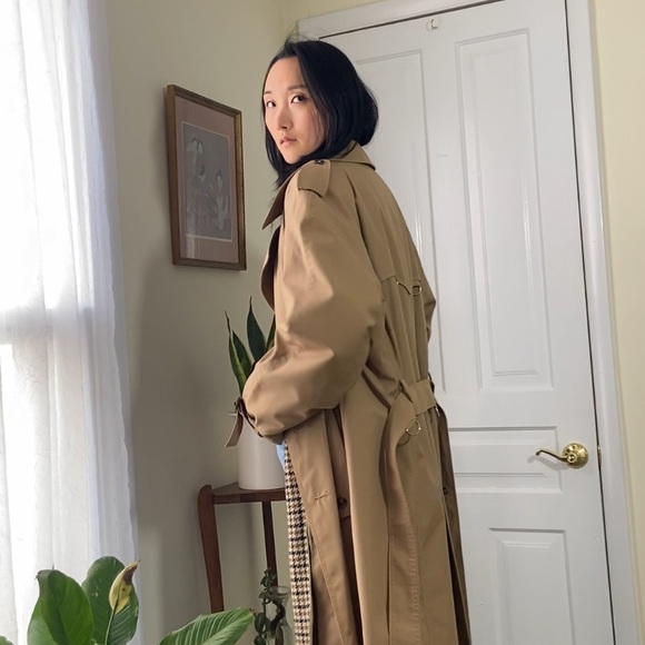 Vintage Mercedes Khaki/Tan Mid-Length Trench Coat - Picture 6 of 15